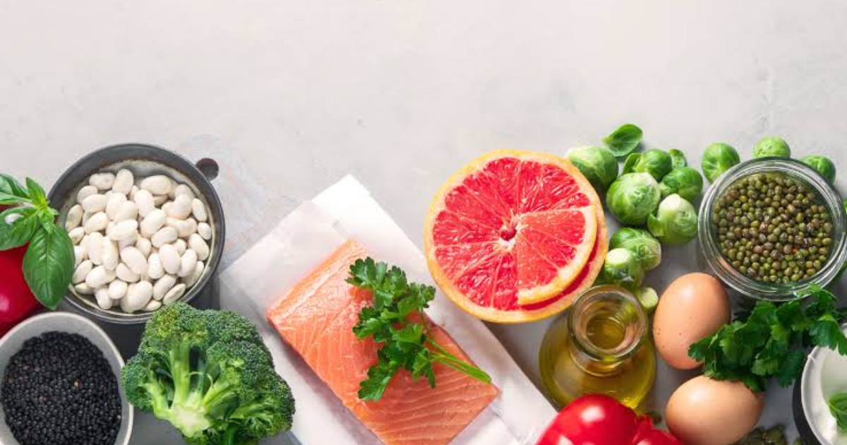 7 Foods That Improve Digestion Naturally
